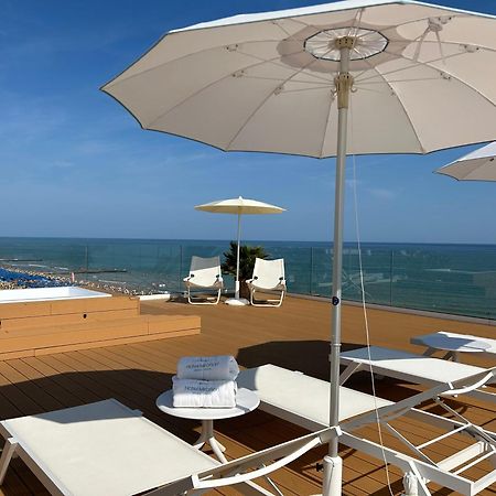 Hotel Mirafiori Lido di Jesolo Bagian luar foto