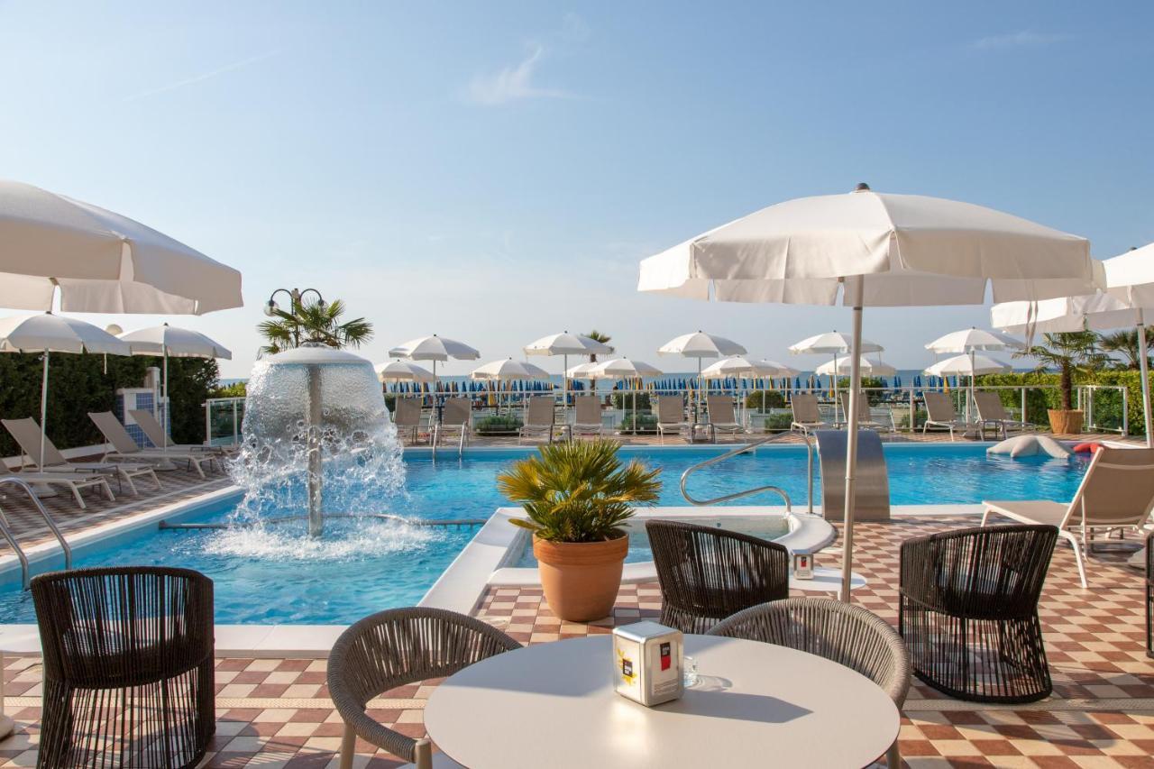 Hotel Mirafiori Lido di Jesolo Bagian luar foto